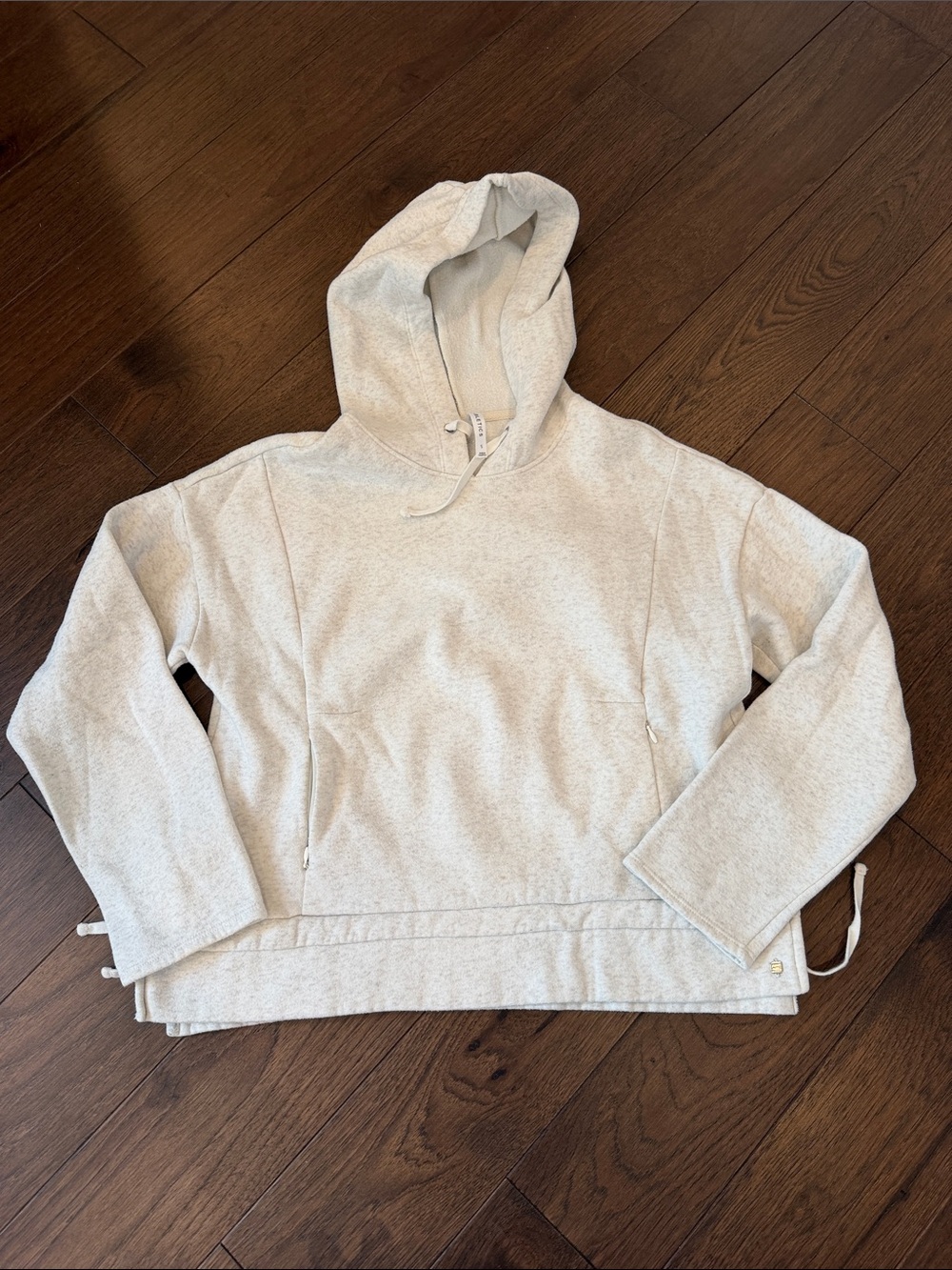 Fabletics Light Heather Gray Hooded Cropped Pullover Size Small - C54-145